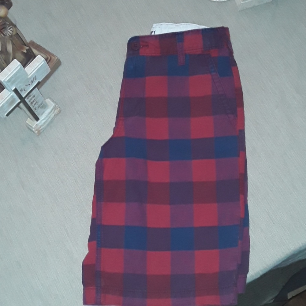Plaid Bermuda shorts
